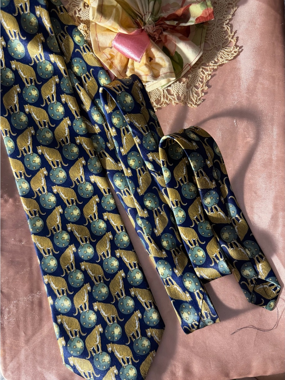 Myung Ju Silk Men’s Woven Silk Tie Blue Gold Green Tiger Animal Print